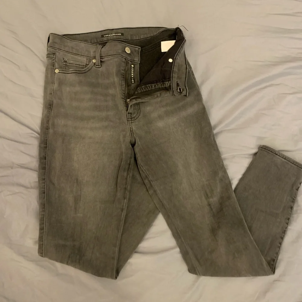 High waisted Grey Jeggings- Lucky Brand - Picture 1 of 1
